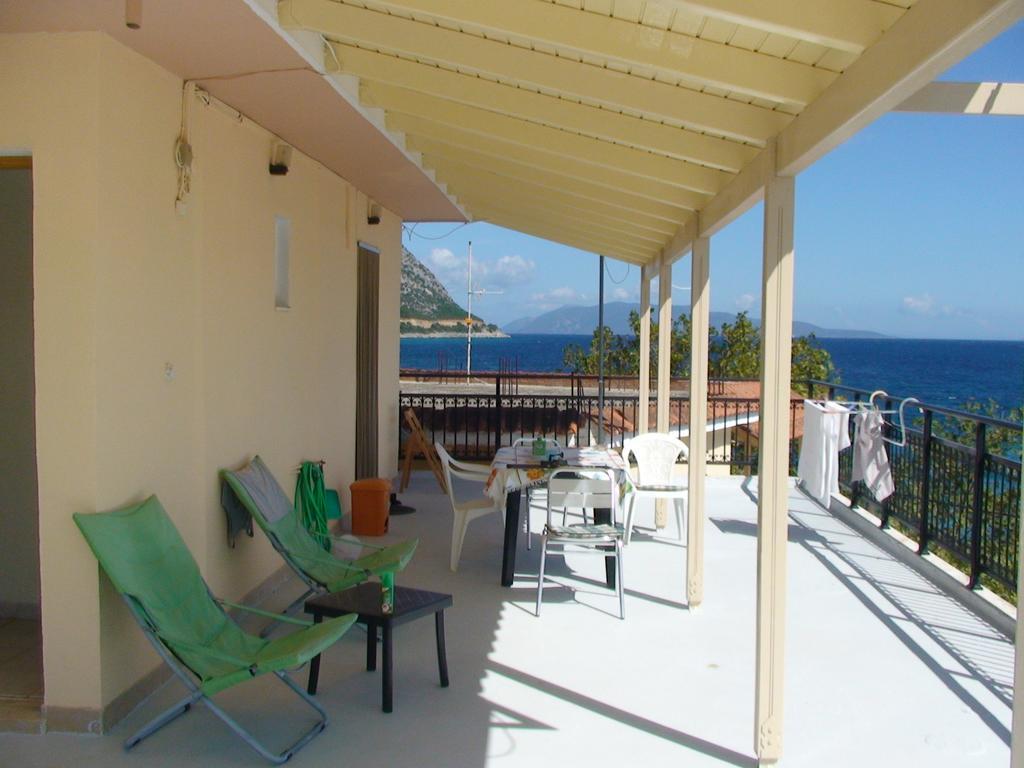 Poros House Hotel Exterior foto